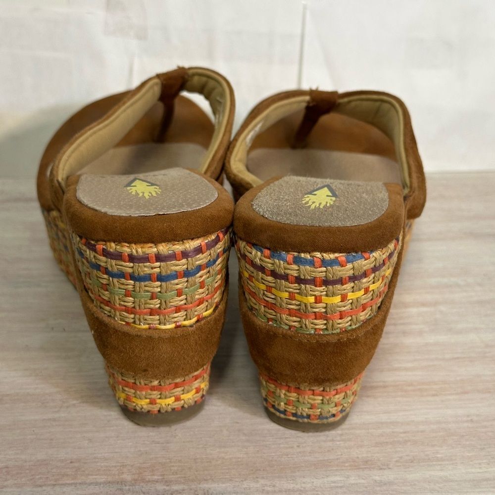 Volatile Brown Wedge Shoes with Cushioned Footbed size 10 very cool - Picture 3 of 6
